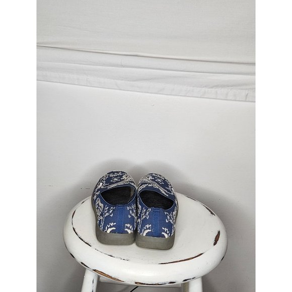 Yuu Blue White Embroidered comfortable shoes Size 9 1/2‎ - Picture 4 of 7